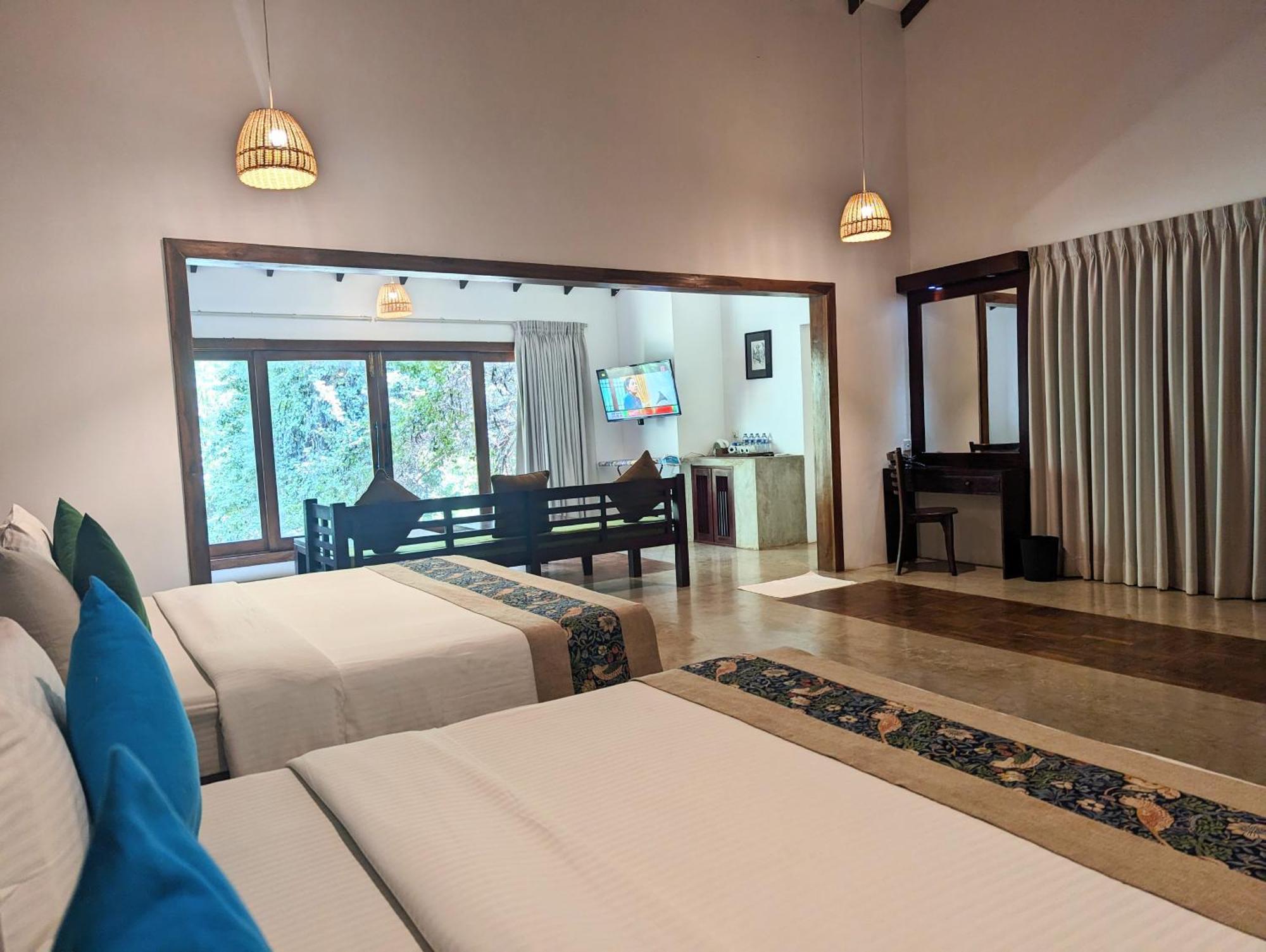 Pinthaliya Resort Σιγκιρίγια Εξωτερικό φωτογραφία