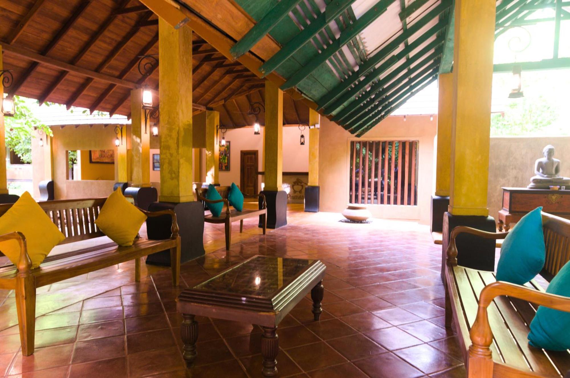 Pinthaliya Resort Σιγκιρίγια Εξωτερικό φωτογραφία